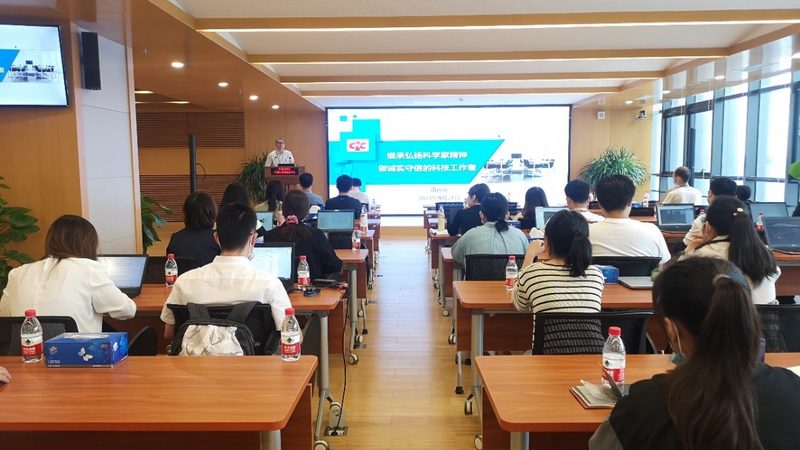 成人学历证报考时间揭秘：把握时机，提升自我
